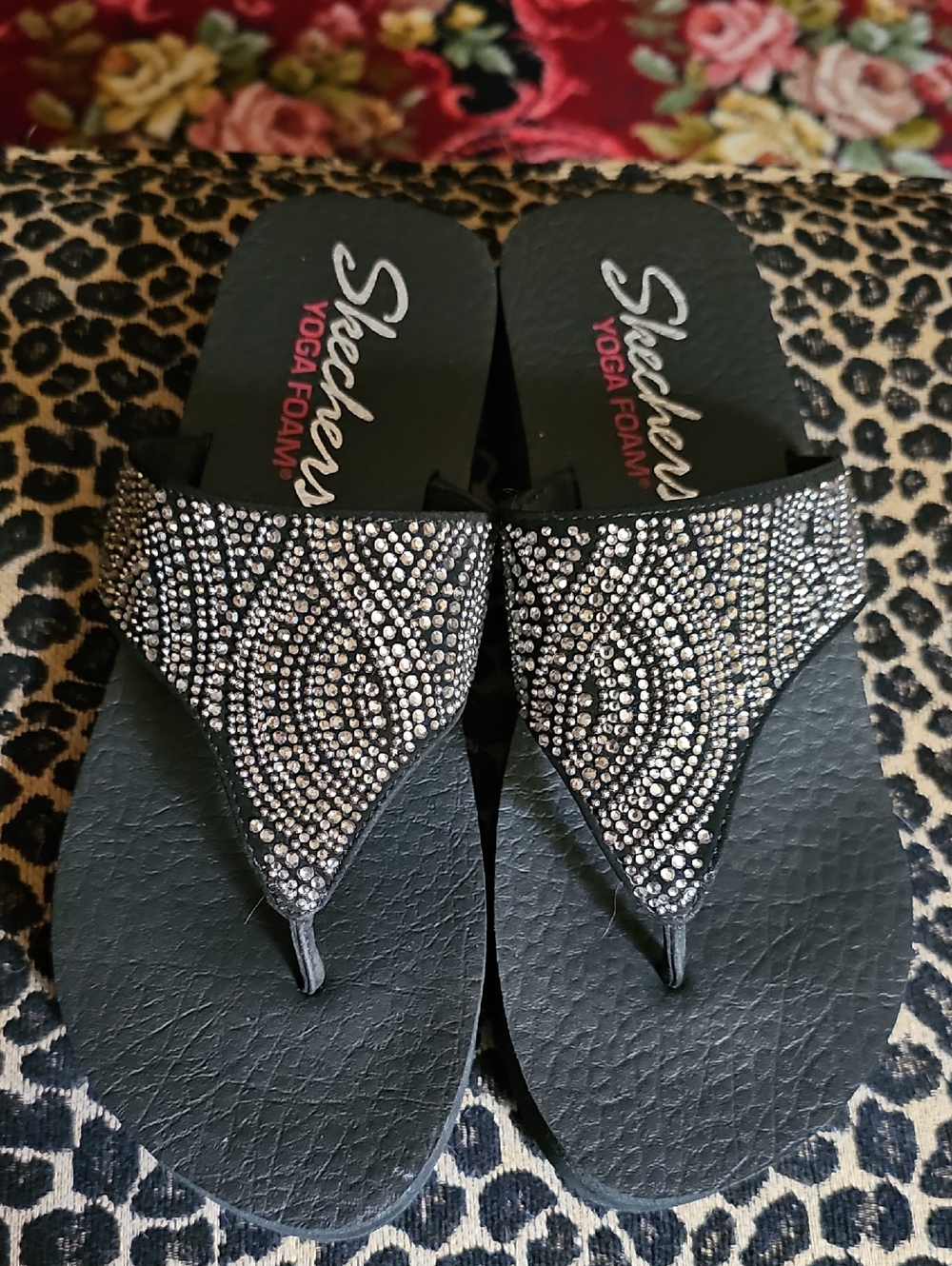 Skechers Black Rhinestone Yoga Foam Thong Sandals